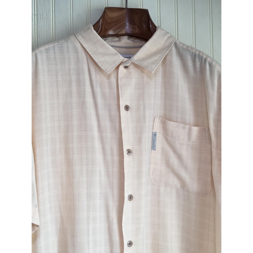 Columbia Shirt Mens Large Beige Plaid‎ Short Sleeve Button Front Casual